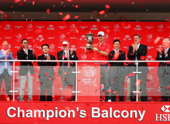 Rose fights back to win in China