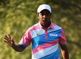 Chawrasia surges clear in New Delhi