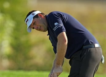 Five share early lead in Portugal