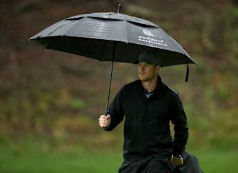 Deadly Dantorp defies the downpours to lead