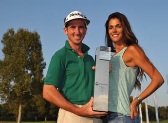 Fernandez-Castaño storms to victory