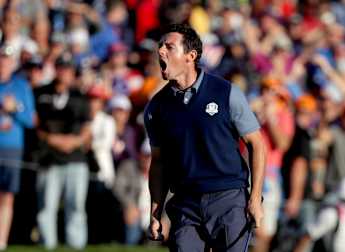 Europe back in the hunt in Hazeltine