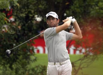 Bourdy and Noren edge ahead