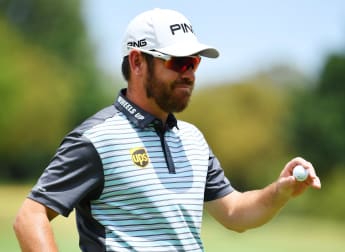 Oosthuizen edges ahead in South Africa