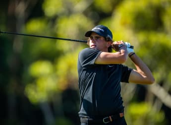 Jarvis goes low to lead at Fancourt