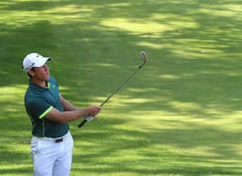 Late burst puts Wattel in contention