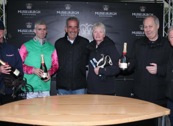 Golf and racing join forces at Musselburgh