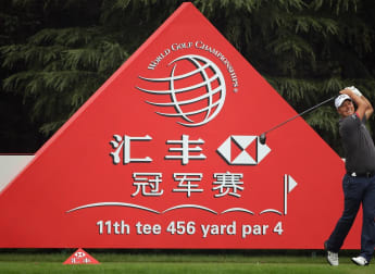 Flawless Jacobson leads in China