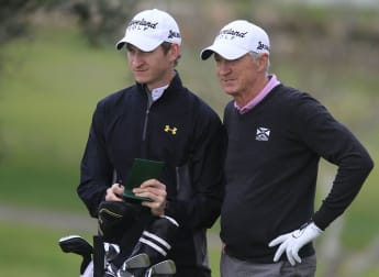 Split loyalties for proud Murray