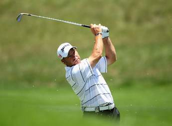 Otto speeds into Race to Dubai contention