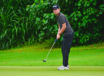 Karlsson shares Sanya lead after rain-affected day two 