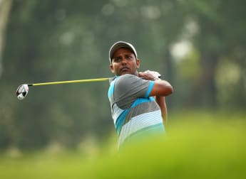 Birdie run boosts Chawrasia