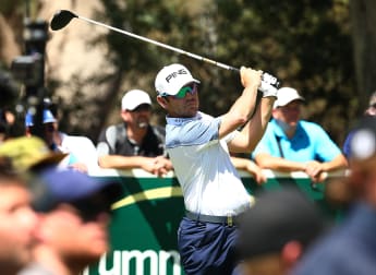 Oosthuizen joins the lead Down Under