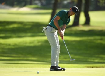 Peterson shares early lead in Crans