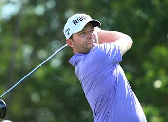 Grace eases to victory over Knox