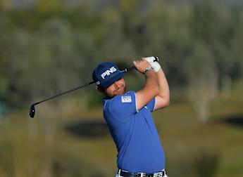 Sullivan moves ahead at Portugal Masters