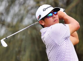 What's in the bag - Kurt Kitayama