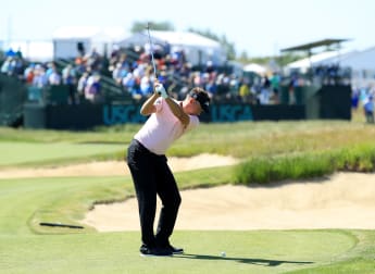 Poulter shines at Shinnecock Hills