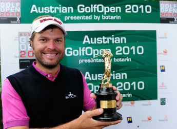 Lara overcomes Lynn in play-off