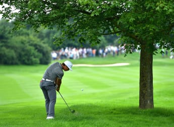 Olesen joins lead as play resumes in Germany