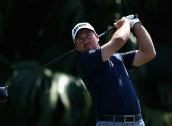 McDowell on Woods' tail in Miami
