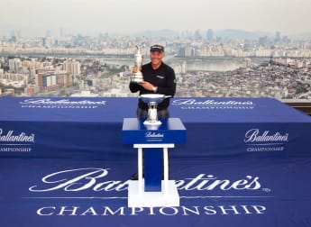 Clarke eager to add to his trophy haul in Korea