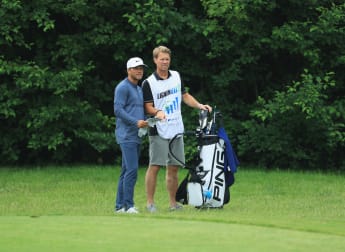 Lengden leads after brisk morning in Austria