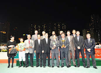 Ryder Cup stars present The European Tour Golf Cup