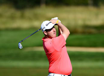 Evans keeps his nose in front