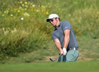 Leading trio enjoy early birdie blitz in Denmark