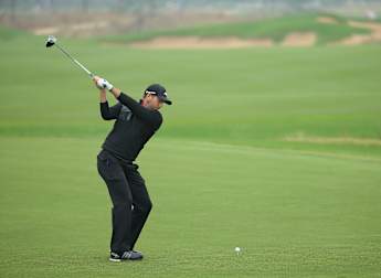 Garcia stays ahead at BMW Masters