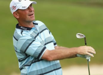 Björn and Del Moral share lead