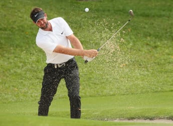 Jamieson hot on Pittayarat's heels