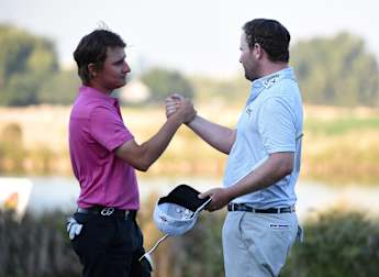 Moment of magic keeps Grace in contention