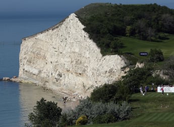 Magnificent McDowell secures final berth