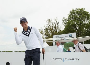 Manassero makes his mark for charity 