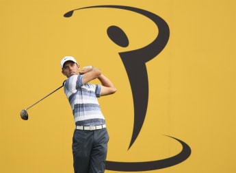 Schwartzel amongst early leaders