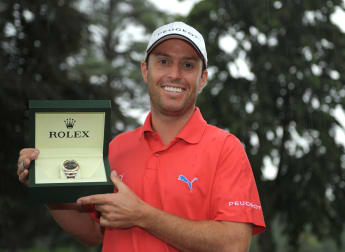 Tullo snatches victory from Manassero