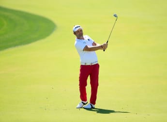 English duo battle it out in the desert