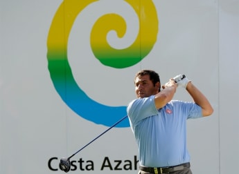 Gonzalez and Lawrie show the way