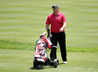 McLeary moves closer to his second title