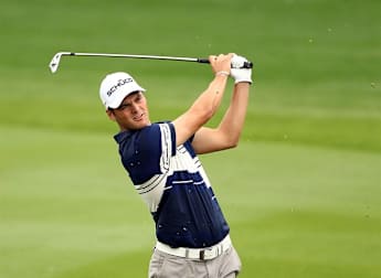 Clinical Kaymer storms to victory