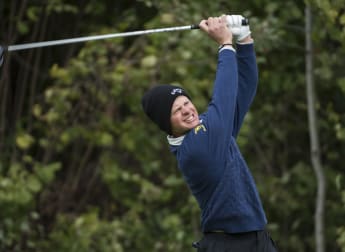 Tadini holds firm in windy Russia