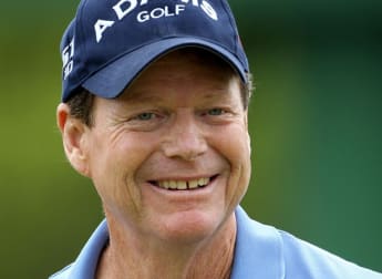 Watson sparkles for a share of clubhouse lead