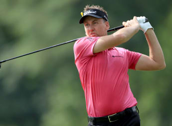 Poulter extends his lead in Akron