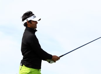 Laid back Slattery leads in Spain