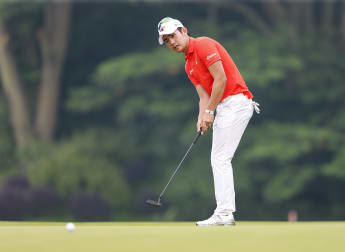 Lee leads the way in China