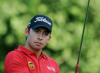 Larrazabal sets the standard