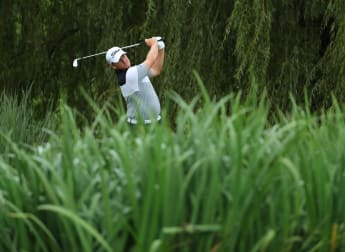 Coetzee grabs share of Joburg Open lead