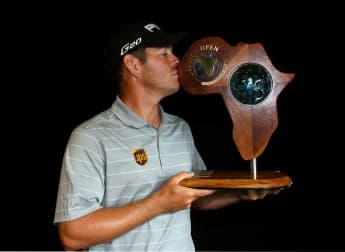 Oosthuizen retains Africa Open